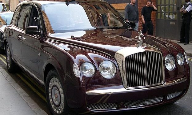 The Queen’s Modified Bentley Arnage – The facts from Wikipedia…